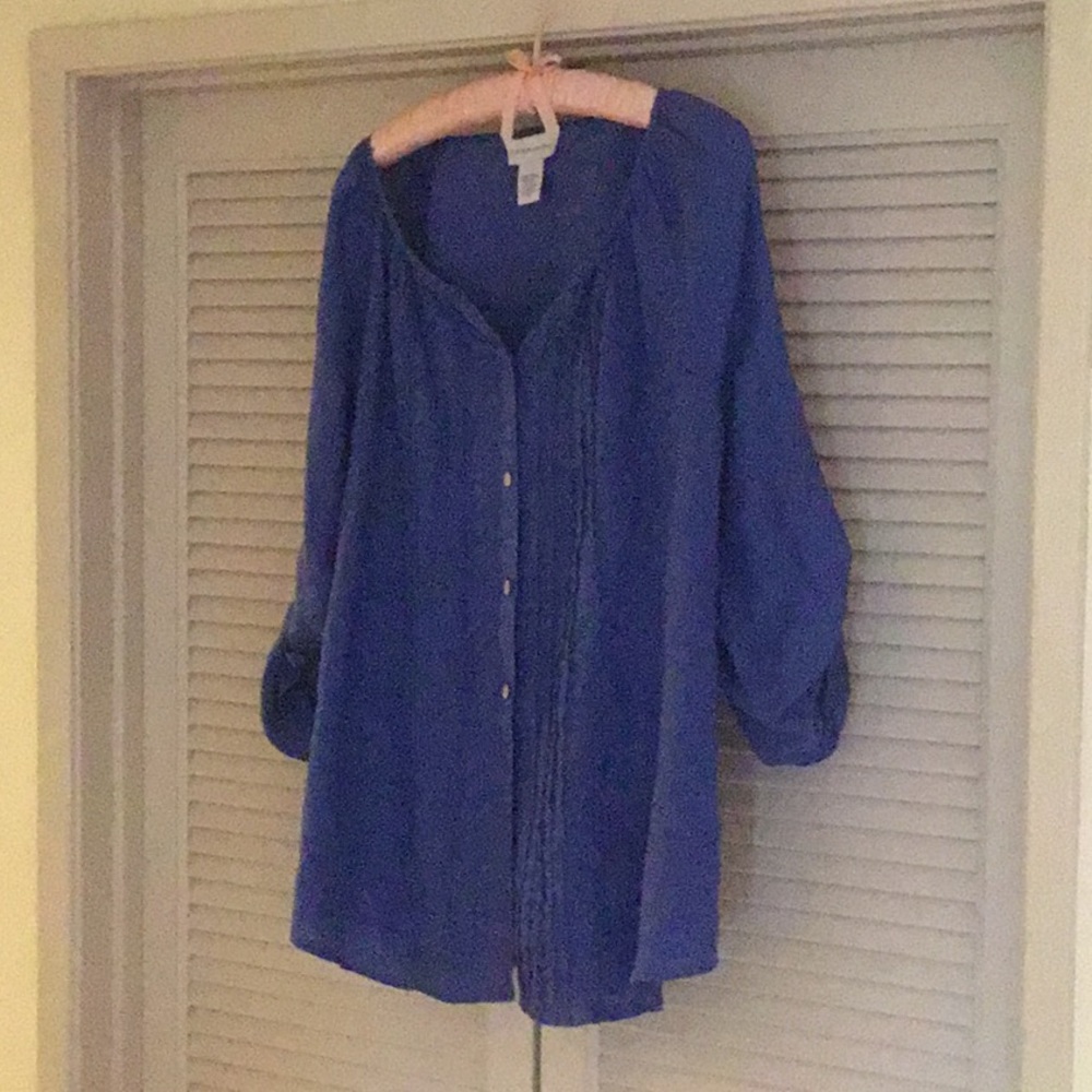 Soft Surroundings long sleeve 100% Linen Shirt.